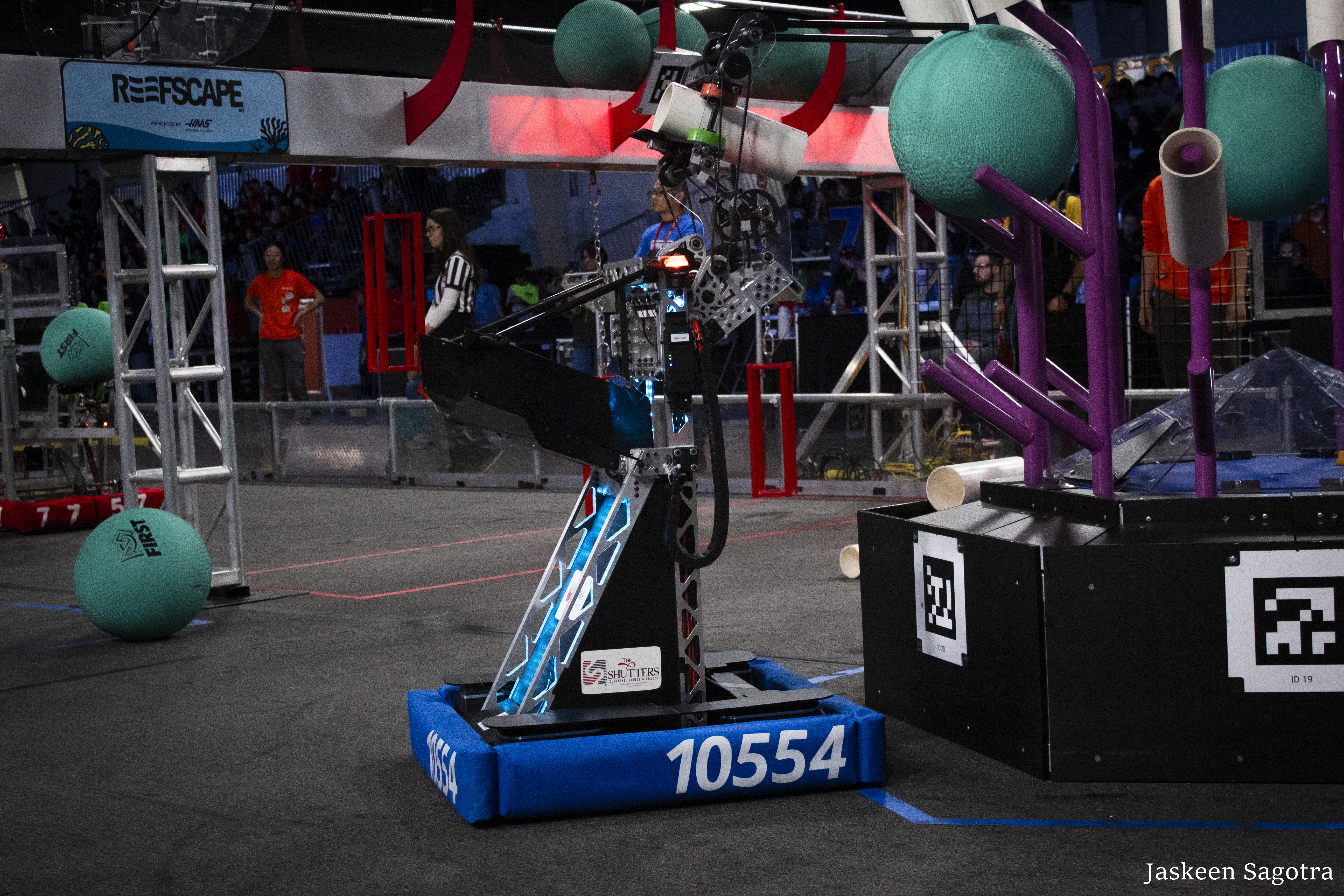 VIPER 10554 competition robot driving on the field